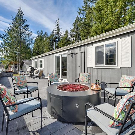 Riverfront Home With Deck, Near Mount Rainier! Packwood Exterior photo